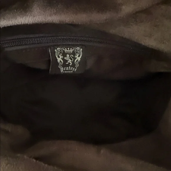 Pratesi Firenze Tan Croc-Embossed Round Bucket Bag - Picture 3 of 8